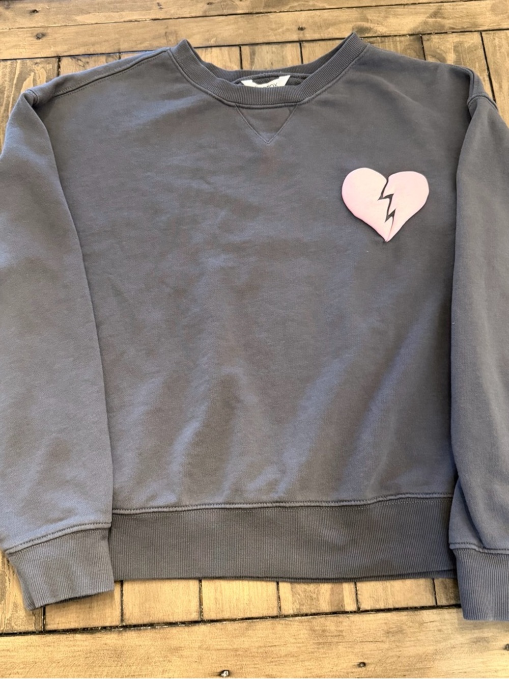 Women’s Wildfox Dark Gray and Pink Broken Heart Lightweight Sweatshirt Size S